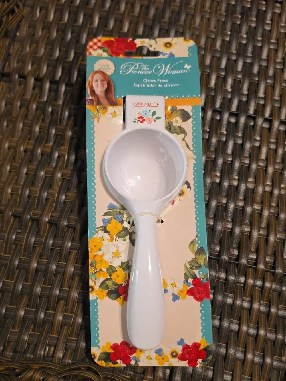 The Pioneer Woman Citrus Press New
